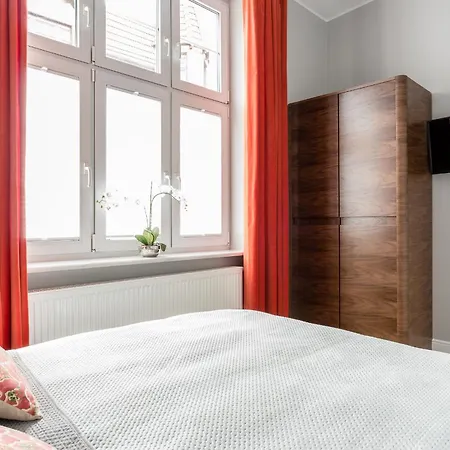 Lägenhet Sanhaus - Monaco - Z Parkingiem Dwa Kroki Od Plazy Sopot